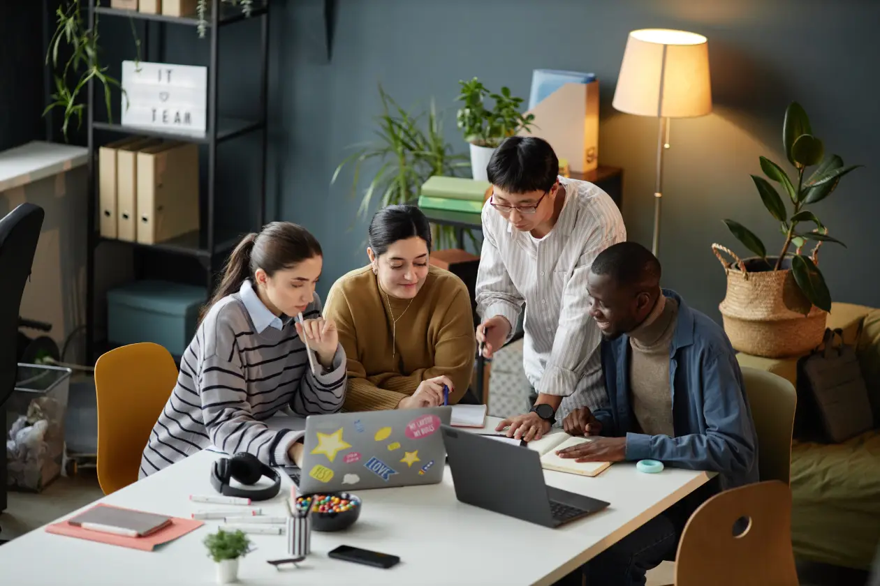 Odoo ERP workflow automation connecting sales, CRM, inventory, accounting, and reporting