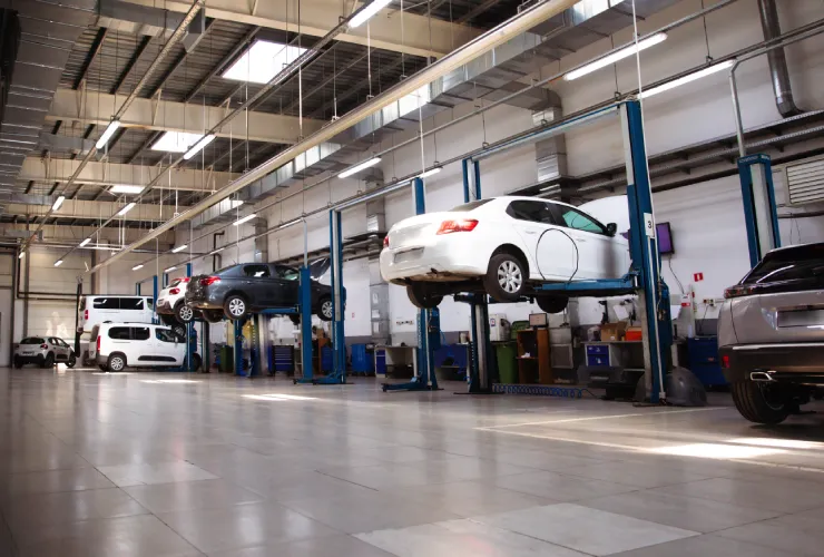 Automobile business management system for vehicle inventory and sales